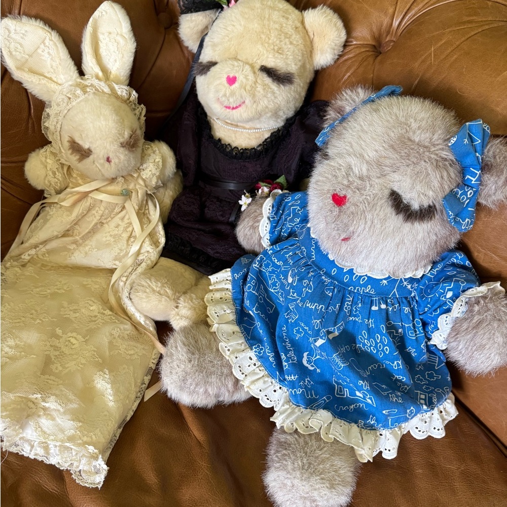 Adorable Vintage Ms. Noah stuffed animals | set of 3